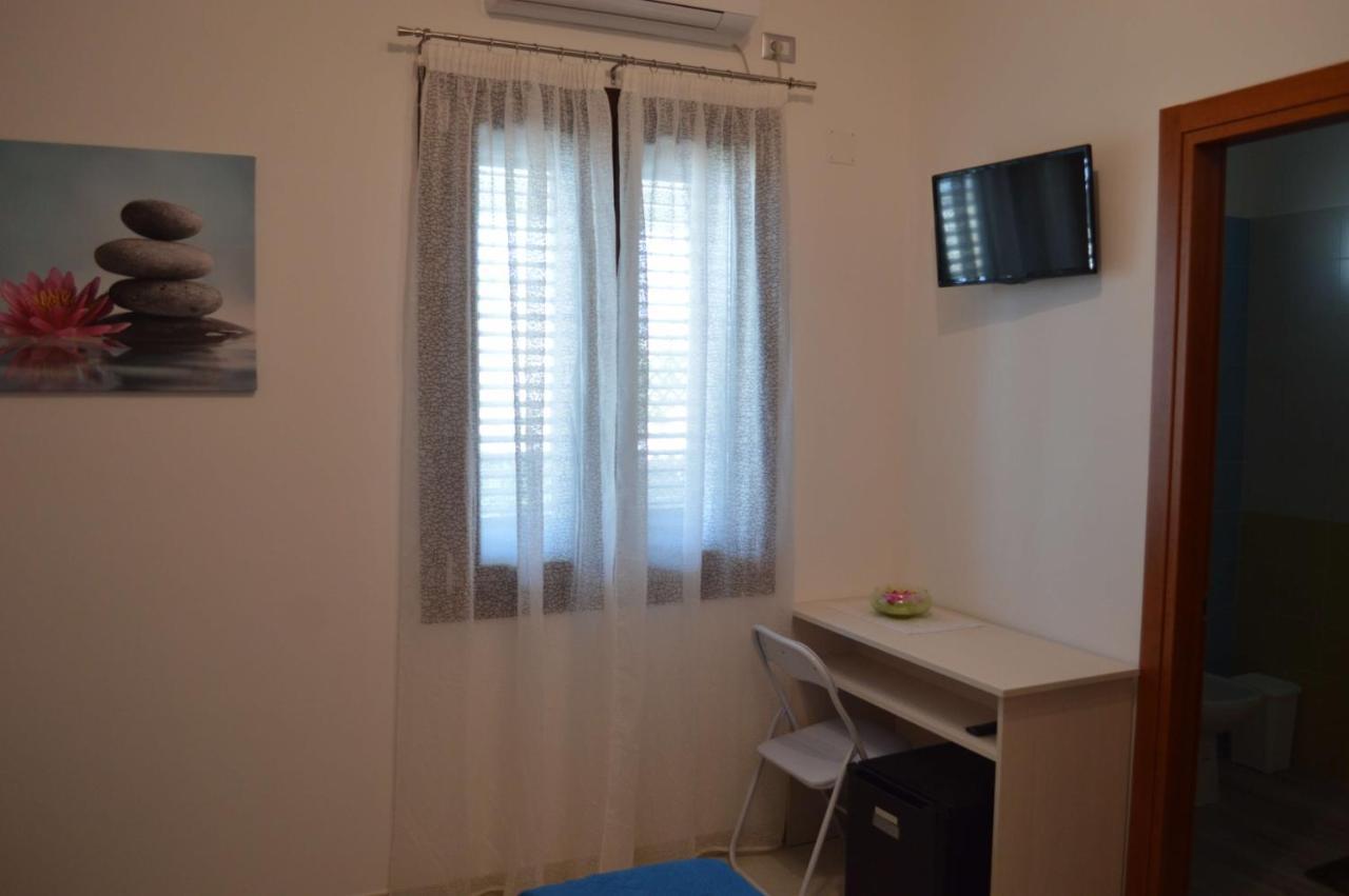 Casa Vacanze Infiore เลเวราโน ภายนอก รูปภาพ
